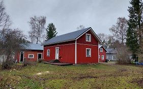 Punavilla Cottage